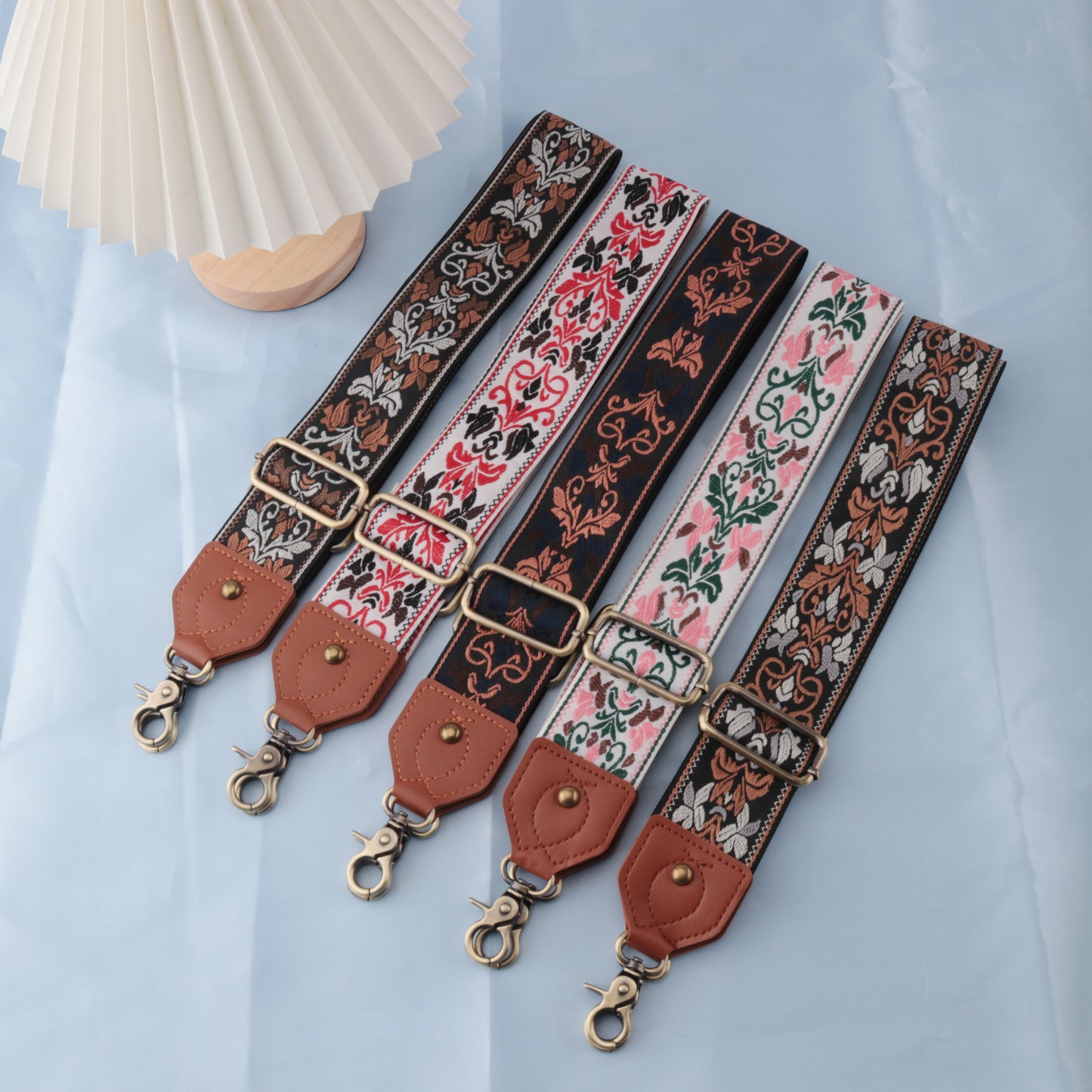 Jacquard Pattern Leather Head Shoulder Strap