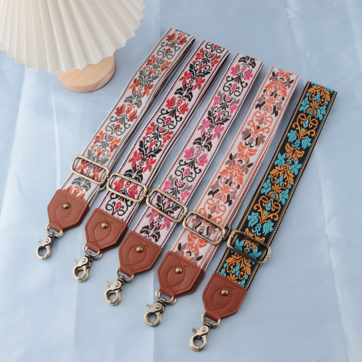 Jacquard Pattern Leather Head Shoulder Strap
