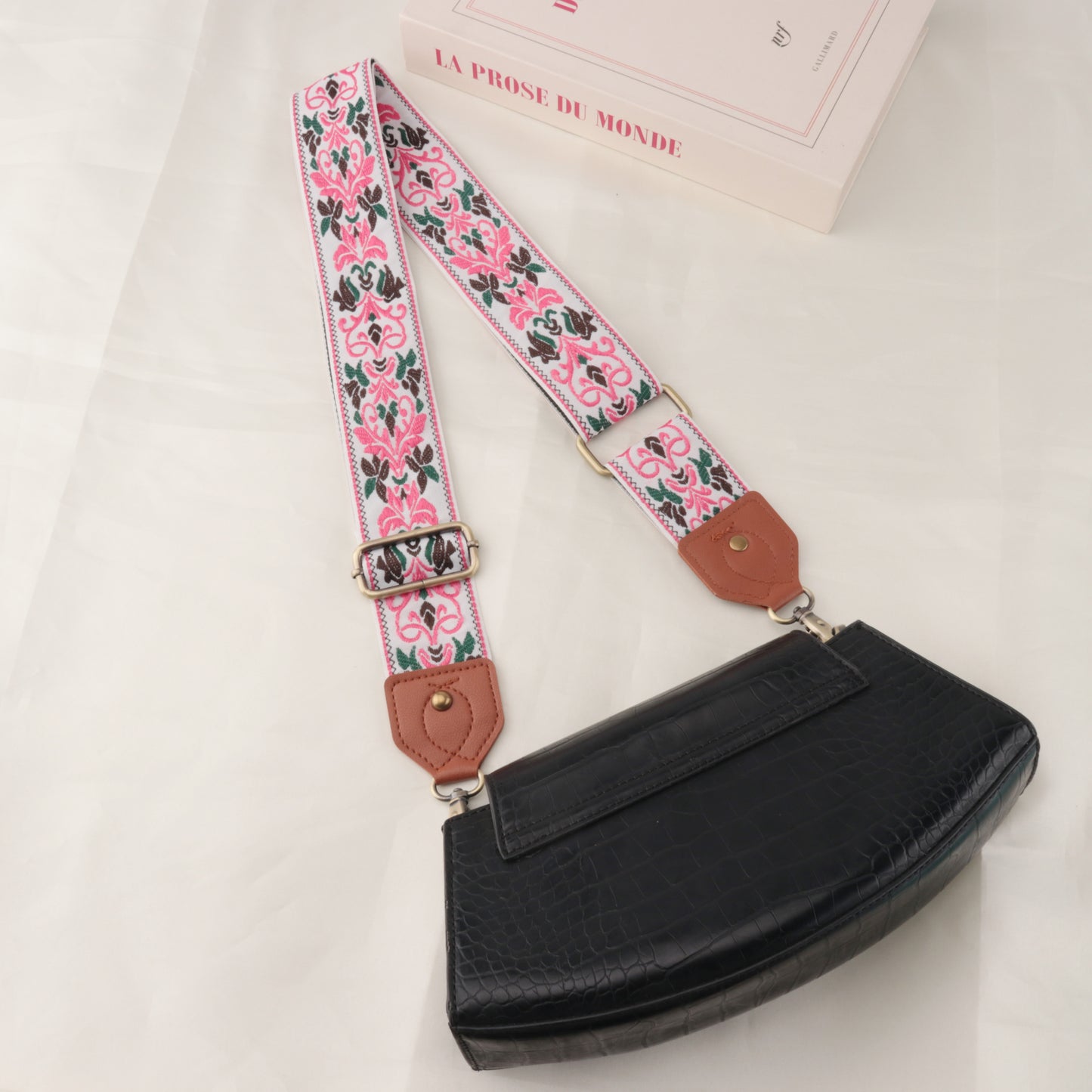 Rhomboid Jacquard Leather Oblique Span Bag Strap