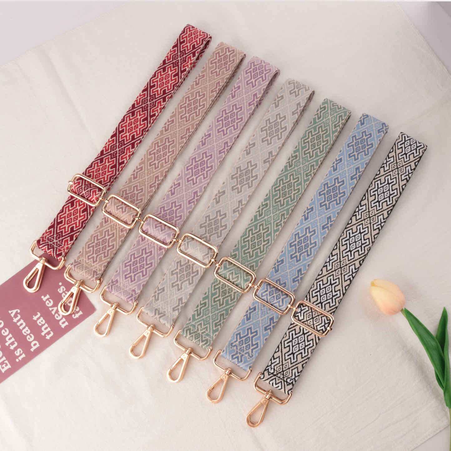 Tic-tac-toe textured shoulder straps