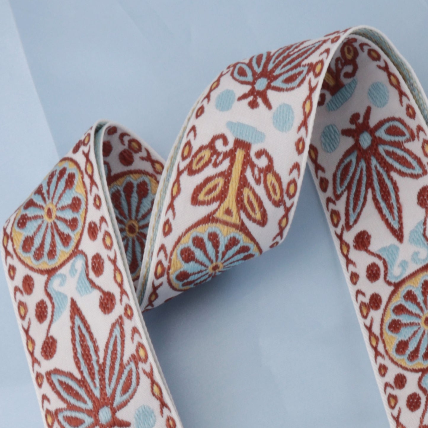 Leaf Shape Embroidered Shoulder Strap