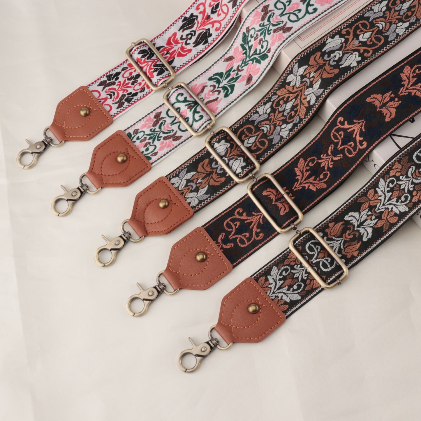 Rhomboid Jacquard Leather Oblique Span Bag Strap